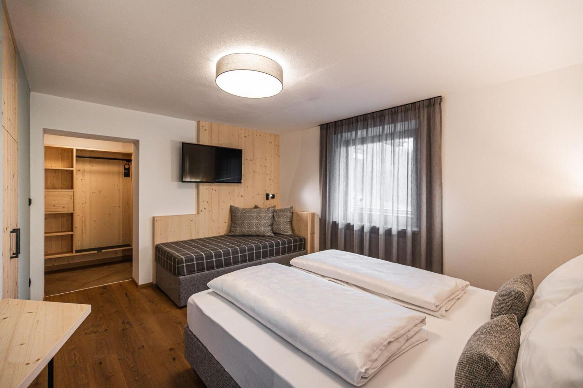 Wanderhotel Talblick San Giacomo  Exterior photo
