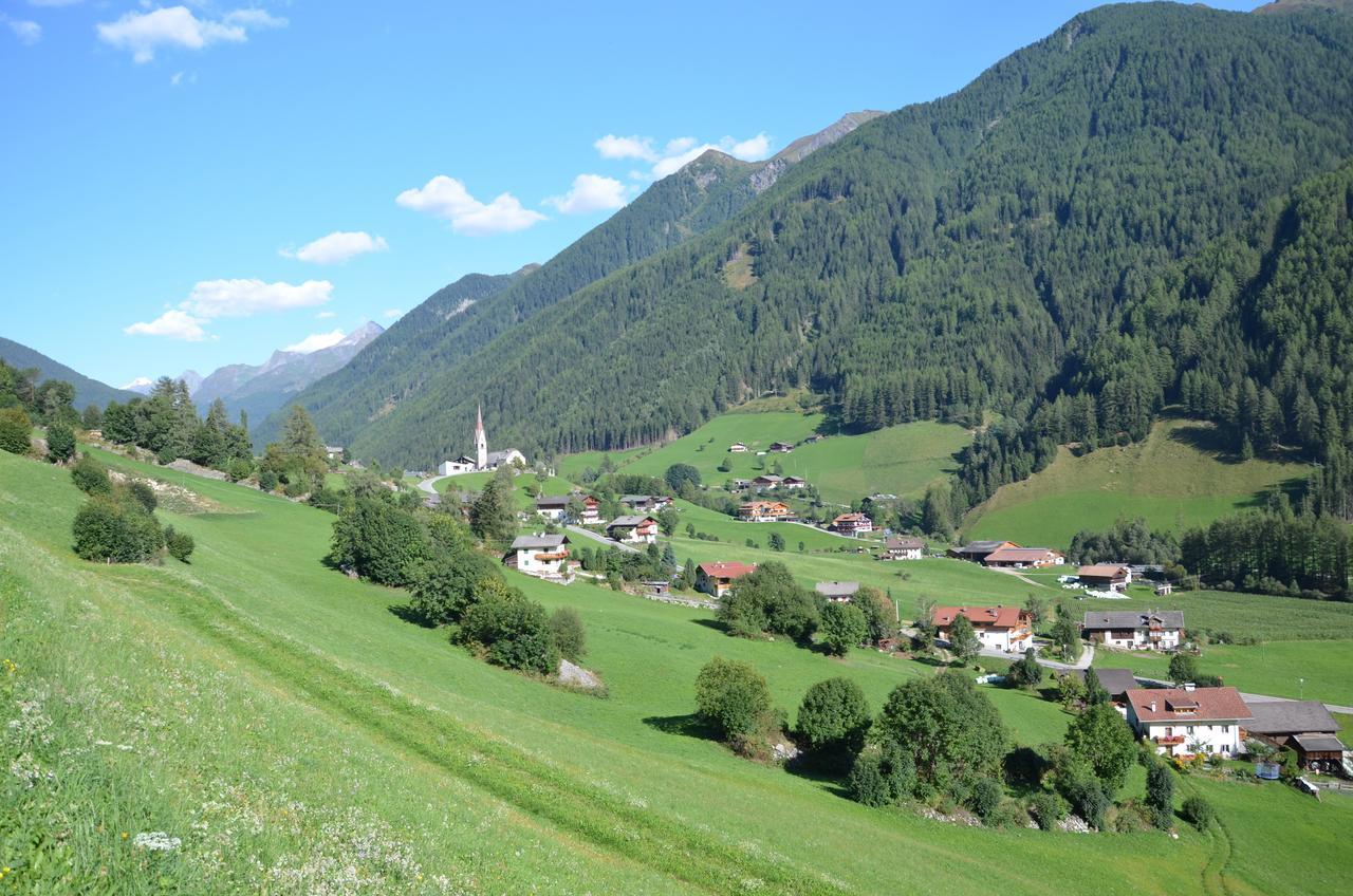 Wanderhotel Talblick San Giacomo  Exterior photo